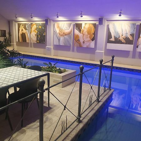 Bond Estate Luxury Accommodation 基督城 外观 照片