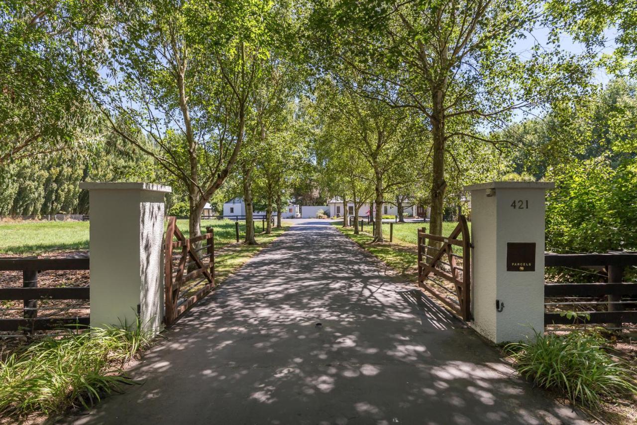 Bond Estate Luxury Accommodation 基督城 外观 照片