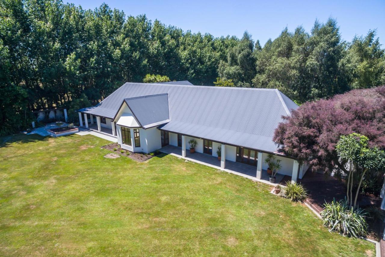 Bond Estate Luxury Accommodation 基督城 外观 照片