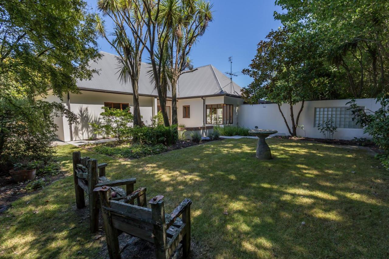 Bond Estate Luxury Accommodation 基督城 外观 照片
